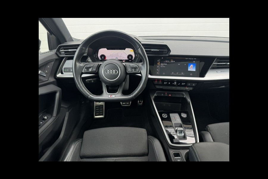 Audi A3 Limousine 30 TFSI S edition -Panorama-Virtual-Matrix