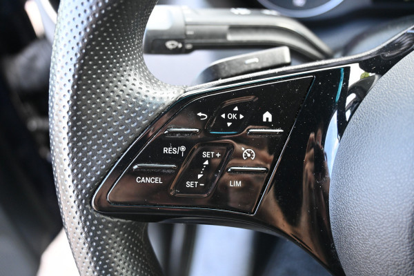 Mercedes-Benz Sprinter 317 CDI L2H2 Pro LED, Geveerde stoel, Navigatie met camera