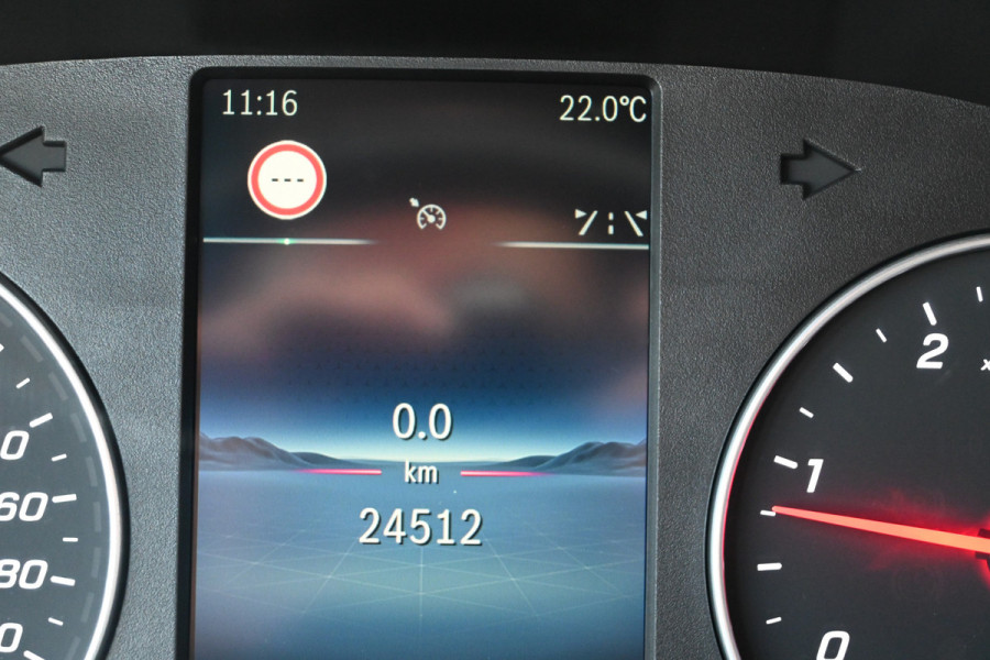 Mercedes-Benz Sprinter 317 CDI L2H2 Pro LED, Geveerde stoel, Navigatie met camera