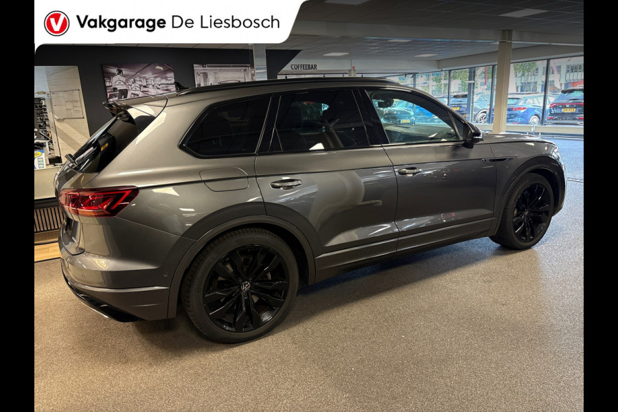 Volkswagen Touareg 3.0 TSi eHybrid 4MOTION R/pano/leer/trekhaak/luchtvering/camera/