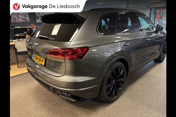 Volkswagen Touareg 3.0 TSi eHybrid 4MOTION R/pano/leer/trekhaak/luchtvering/camera/