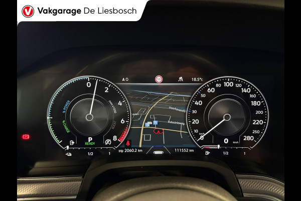 Volkswagen Touareg 3.0 TSi eHybrid 4MOTION R/pano/leer/trekhaak/luchtvering/camera/