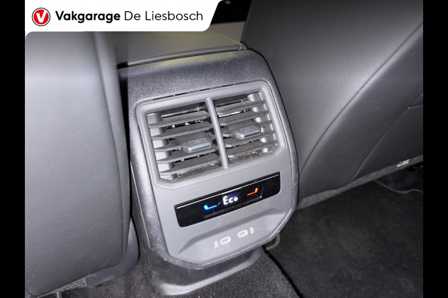CUPRA Formentor 1.4 e-Hybrid VZ Copper Edition / pano / memory / carplay / beats / carbon / camera