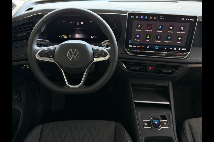Volkswagen Tiguan 1.5 eHYBRID NIEUWE AUTO 2026 VERWARMDE STOELEN/STUUR CAMERA HARMAN KARDON AUDIO ELEK.KLEP PHEV PLUG IN HYBRID