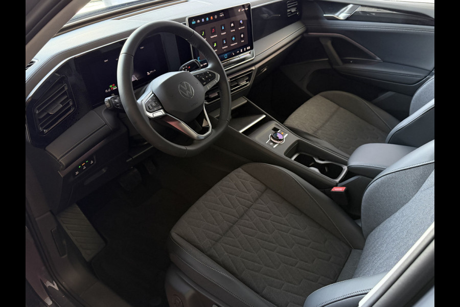 Volkswagen Tiguan 1.5 eHYBRID NIEUWE AUTO 2026 VERWARMDE STOELEN/STUUR CAMERA HARMAN KARDON AUDIO ELEK.KLEP PHEV PLUG IN HYBRID