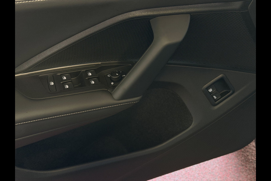 Volkswagen Tiguan 1.5 eHYBRID NIEUWE AUTO 2026 VERWARMDE STOELEN/STUUR CAMERA HARMAN KARDON AUDIO ELEK.KLEP PHEV PLUG IN HYBRID