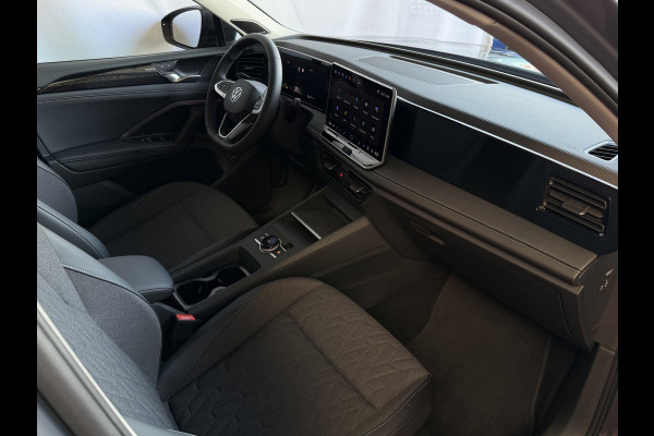 Volkswagen Tiguan 1.5 eHYBRID NIEUWE AUTO 2026 VERWARMDE STOELEN/STUUR CAMERA HARMAN KARDON AUDIO ELEK.KLEP PHEV PLUG IN HYBRID