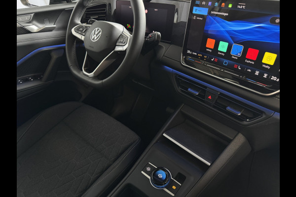 Volkswagen Tiguan 1.5 eHYBRID NIEUWE AUTO 2026 VERWARMDE STOELEN/STUUR CAMERA HARMAN KARDON AUDIO ELEK.KLEP PHEV PLUG IN HYBRID