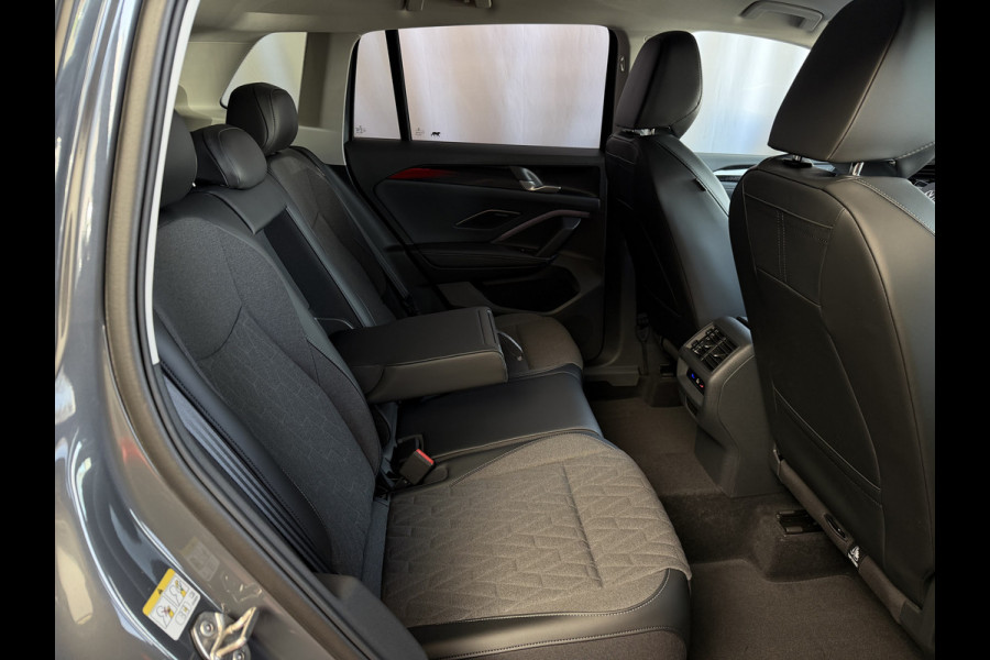 Volkswagen Tiguan 1.5 eHYBRID NIEUWE AUTO 2026 VERWARMDE STOELEN/STUUR CAMERA HARMAN KARDON AUDIO ELEK.KLEP PHEV PLUG IN HYBRID