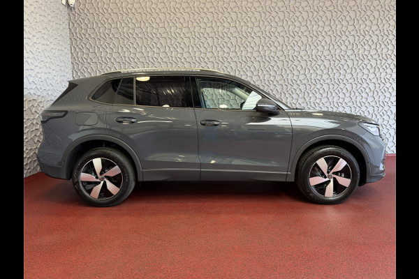 Volkswagen Tiguan 1.5 eHYBRID NIEUWE AUTO 2026 VERWARMDE STOELEN/STUUR CAMERA HARMAN KARDON AUDIO ELEK.KLEP PHEV PLUG IN HYBRID