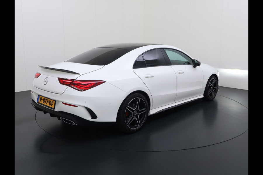 Mercedes-Benz CLA-Klasse 180 AMG line | Night Sfeer Dodehoek Trekhaak