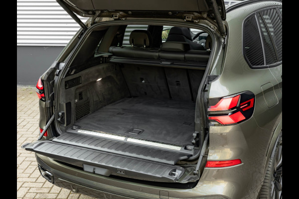 BMW X5 xDrive50e - M-Sport - M-zetels - Pano - Trekhaak - Driving Ass Prof