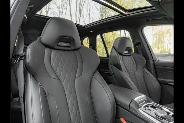 BMW X5 xDrive50e - M-Sport - M-zetels - Pano - Trekhaak - Driving Ass Prof