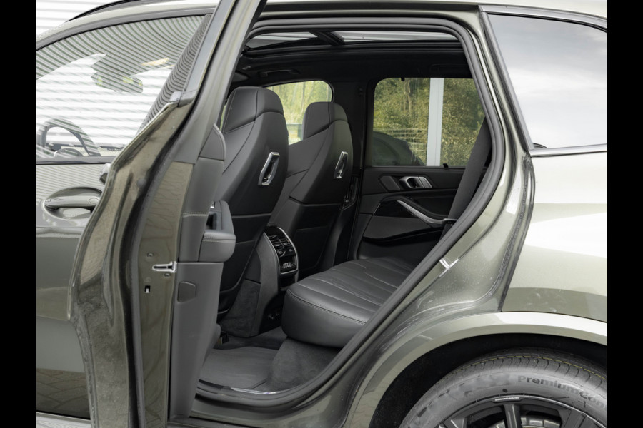 BMW X5 xDrive50e - M-Sport - M-zetels - Pano - Trekhaak - Driving Ass Prof