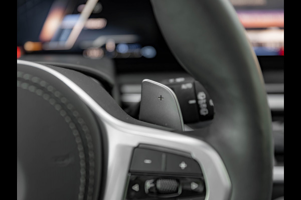 BMW X5 xDrive50e - M-Sport - M-zetels - Pano - Trekhaak - Driving Ass Prof