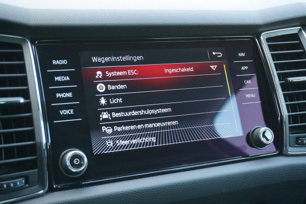 Škoda Kodiaq 1.5 TSI Style 7p. + CAMERA / APPLE CARPLAY / KEYLESS / TREKHAAK / ACC