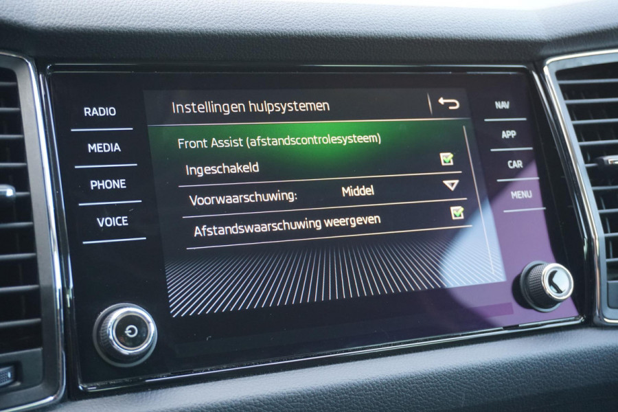 Škoda Kodiaq 1.5 TSI Style 7p. + CAMERA / APPLE CARPLAY / KEYLESS / TREKHAAK / ACC