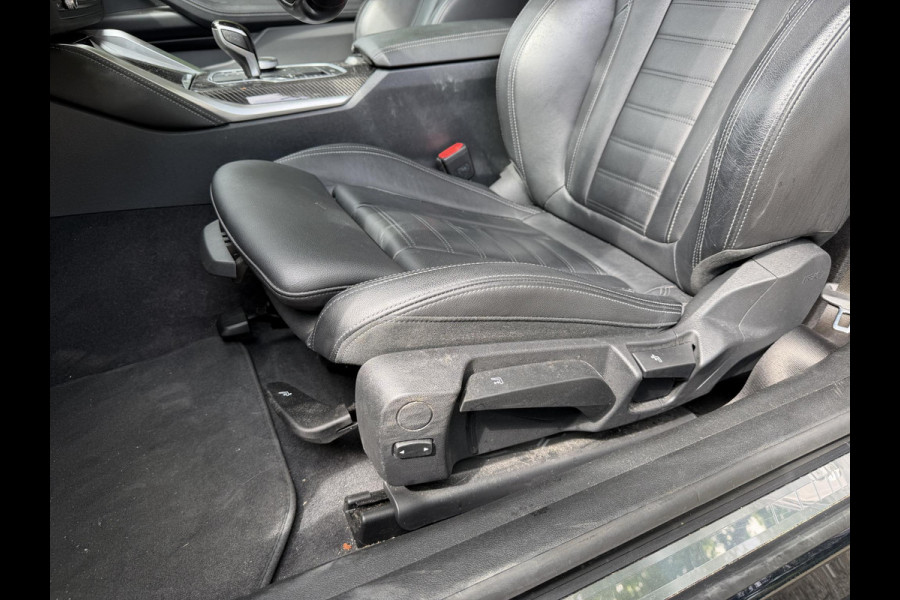 BMW 4 Serie Coupé 420i High Executive M-Pakket GARANTIE TOT 07-2032* . PANORAMA-DAK . PARKEERSENSOREN VOOR & ACHTER . STOELVERWARMING . 1E EIGENAAR! .