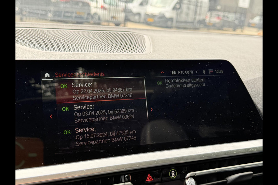 BMW 4 Serie Coupé 420i High Executive M-Pakket GARANTIE TOT 07-2032* . PANORAMA-DAK . PARKEERSENSOREN VOOR & ACHTER . STOELVERWARMING . 1E EIGENAAR! .