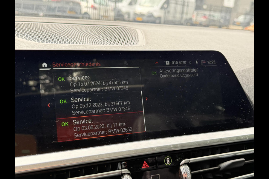 BMW 4 Serie Coupé 420i High Executive M-Pakket GARANTIE TOT 07-2032* . PANORAMA-DAK . PARKEERSENSOREN VOOR & ACHTER . STOELVERWARMING . 1E EIGENAAR! .