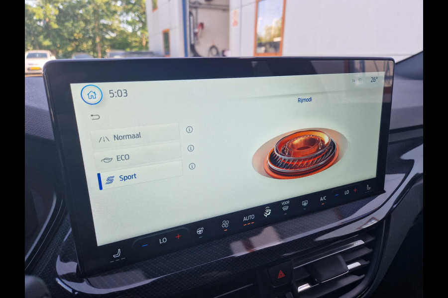 Ford FOCUS Wagon 1.0 EcoBoost Hybrid ST Line X Bellen voor bezichtiging | Fantastic Red | Winterpack | Driver Ass Pack | Camera | Origin NL Auto |