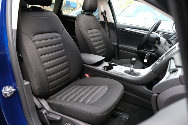 Ford Mondeo Wagon 1.5 Titanium |PANORAMADAK| 117dkm! Navigatie/ALL-Season Banden/Stoelverwarming