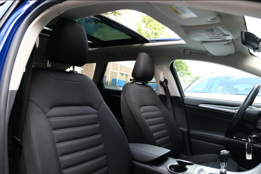 Ford Mondeo Wagon 1.5 Titanium |PANORAMADAK| 117dkm! Navigatie/ALL-Season Banden/Stoelverwarming