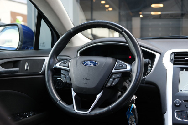 Ford Mondeo Wagon 1.5 Titanium |PANORAMADAK| 117dkm! Navigatie/ALL-Season Banden/Stoelverwarming