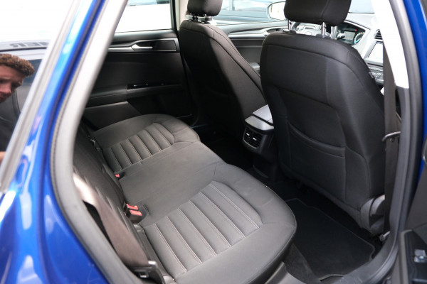 Ford Mondeo Wagon 1.5 Titanium |PANORAMADAK| 117dkm! Navigatie/ALL-Season Banden/Stoelverwarming