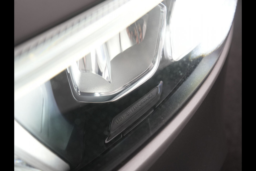 Mercedes-Benz A-Klasse 250 e Progressive PHEV 218pk Dealer O.H. | Camera | Lederen Sportstoelen Ventilatie & Verwarmd | Burmester Audio | Blis | Sfeerverlichting | Apple Carplay | LED Koplampen | Cruise Control | Navigatie | DAB | 19"L.M | Plug In Hybrid