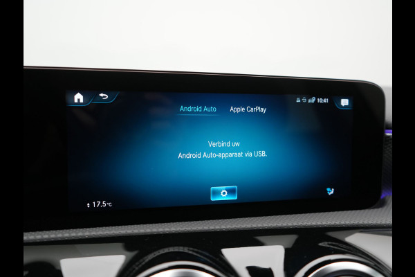 Mercedes-Benz A-Klasse 250 e Progressive PHEV 218pk Dealer O.H. | Camera | Lederen Sportstoelen Ventilatie & Verwarmd | Burmester Audio | Blis | Sfeerverlichting | Apple Carplay | LED Koplampen | Cruise Control | Navigatie | DAB | 19"L.M | Plug In Hybrid