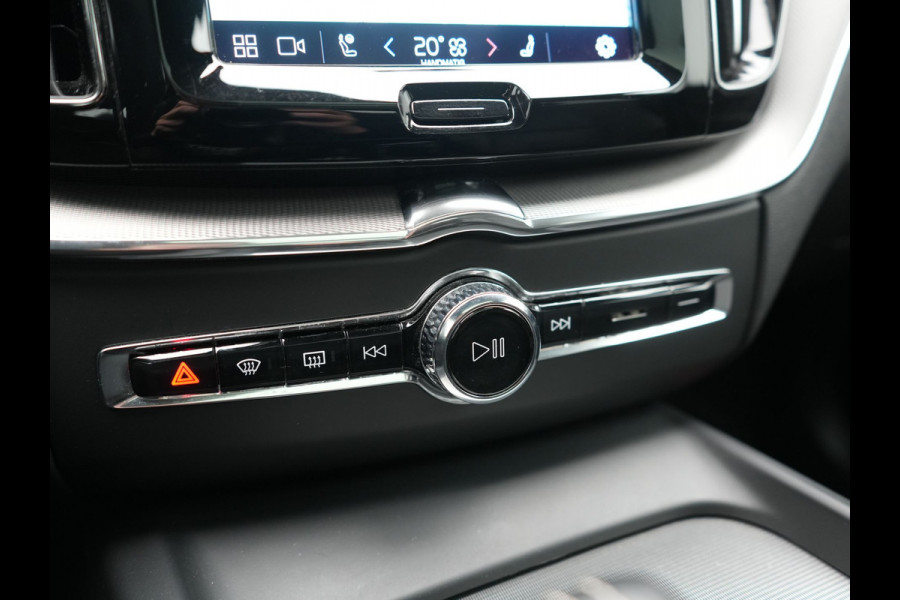 Volvo XC60 T6 AWD R-Design PHEV 340pk Dealer O.H. | Panodak | Adaptive Cruise | Head Up | 360 Camera | Harman / Kardon | Lederen Sportstoelen Memory & Verwarmd | Stuur Verwarmd | Google Assistent | Keyless | Apple Carplay | Navigatie | DAB | Plug In Hybrid |