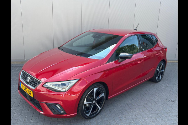 Seat Ibiza 95PK EcoTSI FR Business Intense Navigatie/Camera/Stoelverwarming/Full-LED