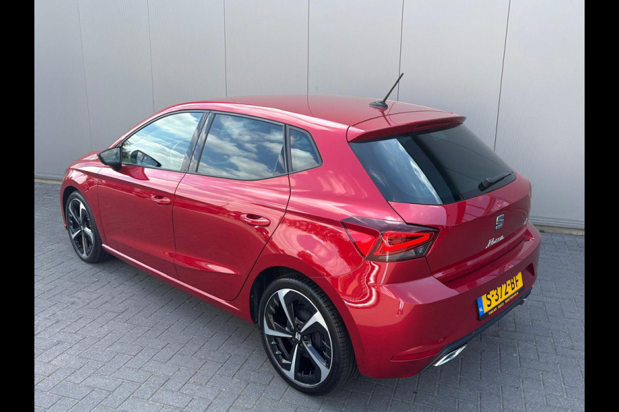 Seat Ibiza 95PK EcoTSI FR Business Intense Navigatie/Camera/Stoelverwarming/Full-LED