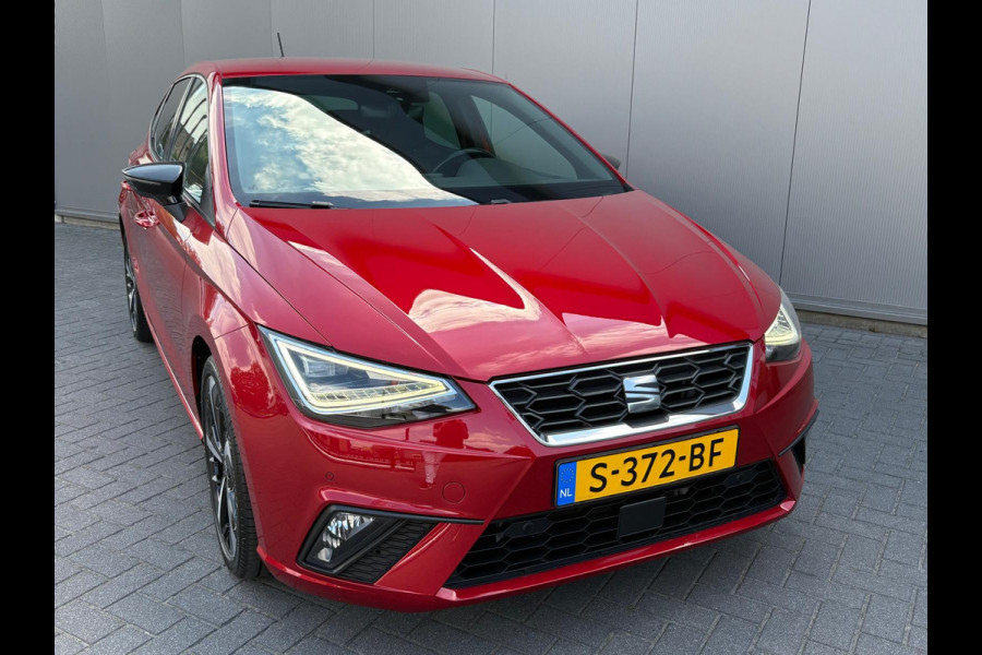 Seat Ibiza 95PK EcoTSI FR Business Intense Navigatie/Camera/Stoelverwarming/Full-LED