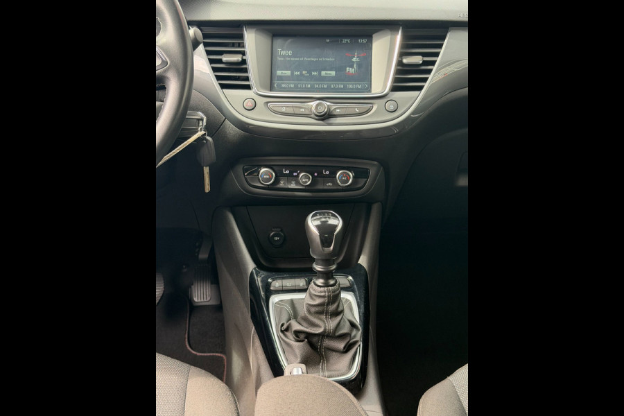 Opel Crossland 1.2 Turbo Elegance 19.000KM - Navigatie / Apple CarPlay I Airco I LED I Comfort I Sport velgen I Dealer onderhouden