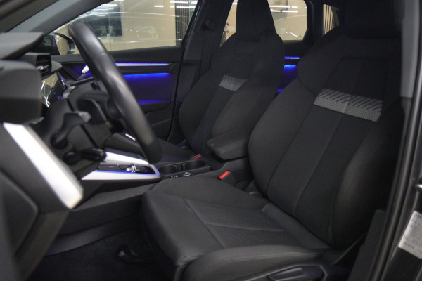 Audi A3 Sportback 30 TFSI Business edition NAP /CARPLAY/ACC/LANEASSIST/REMASSIST/SFEERVER/VOL
