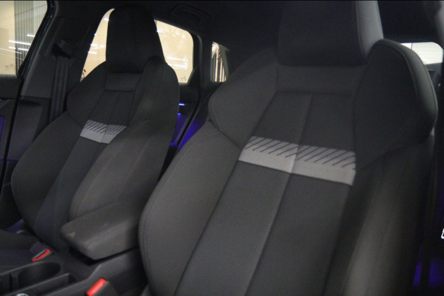 Audi A3 Sportback 30 TFSI Business edition NAP /CARPLAY/ACC/LANEASSIST/REMASSIST/SFEERVER/VOL