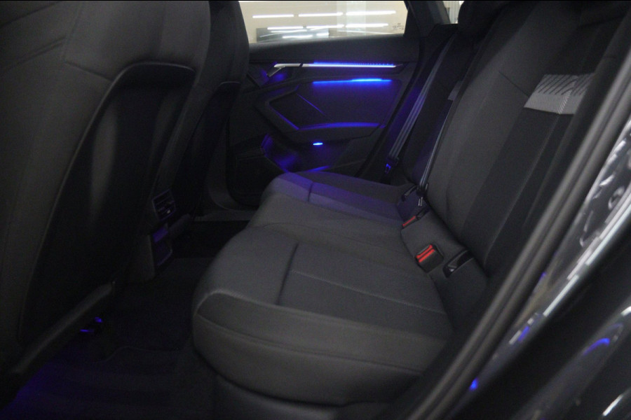 Audi A3 Sportback 30 TFSI Business edition NAP /CARPLAY/ACC/LANEASSIST/REMASSIST/SFEERVER/VOL