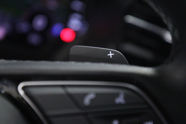 Audi A3 Sportback 30 TFSI Business edition NAP /CARPLAY/ACC/LANEASSIST/REMASSIST/SFEERVER/VOL