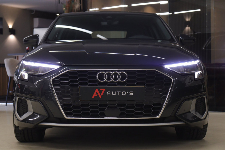 Audi A3 Sportback 30 TFSI Business edition NAP /CARPLAY/ACC/LANEASSIST/REMASSIST/SFEERVER/VOL