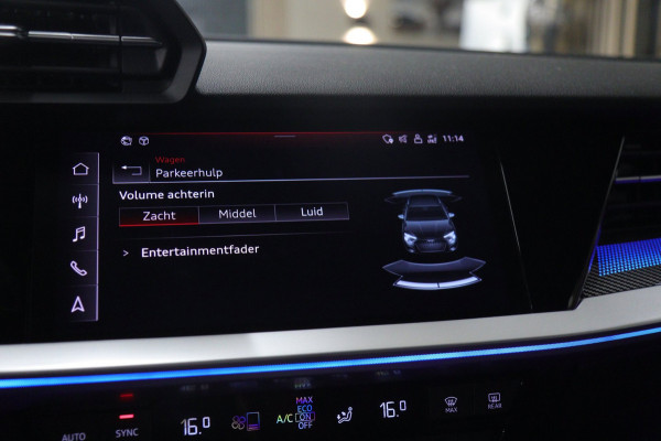Audi A3 Sportback 30 TFSI Business edition NAP /CARPLAY/ACC/LANEASSIST/REMASSIST/SFEERVER/VOL