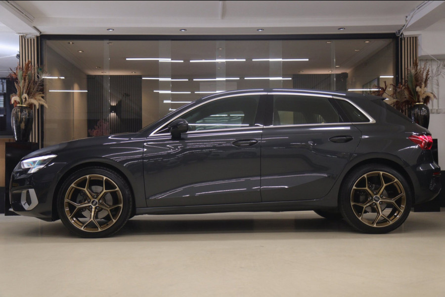 Audi A3 Sportback 30 TFSI Business edition NAP /CARPLAY/ACC/LANEASSIST/REMASSIST/SFEERVER/VOL