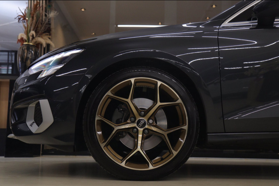 Audi A3 Sportback 30 TFSI Business edition NAP /CARPLAY/ACC/LANEASSIST/REMASSIST/SFEERVER/VOL
