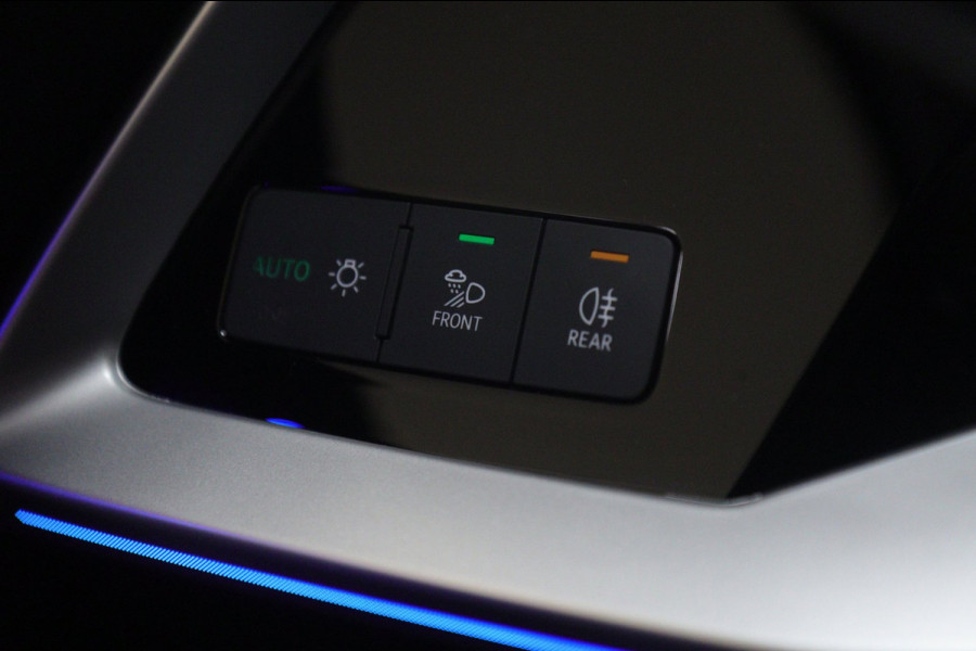 Audi A3 Sportback 30 TFSI Business edition NAP /CARPLAY/ACC/LANEASSIST/REMASSIST/SFEERVER/VOL