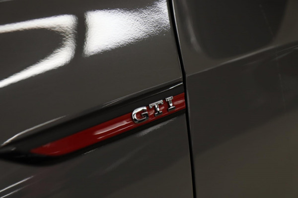 Volkswagen Golf 2.0 TSI GTI 45 JAHRE CLUBSPORT AKRA/PANO/CARPLAY/IQ/VOL