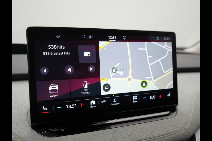 Škoda ENYAQ iV 80 Business Edition Plus 204pk Dealer O.H. | Adaptive Cruise | Head Up | Camera | Alcantara Sportstoelen Memory & Verwarmd | Warmtepomp | Keyless | Blis | Crystal LED | Stuur Verwarmd | Sfeerverlichting | Apple Carplay | Navigatie |