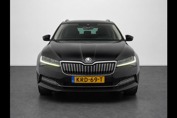 Škoda Superb Combi 1.4 TSI DSG iV Business Edition Plus SoH 92% Trekhaak Camera Navi Carplay DCC Stoelverwarming Verwarmbare Voorruit Cruise Control Full LED PDC VA