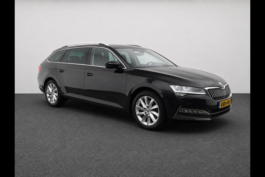 Škoda Superb Combi 1.4 TSI DSG iV Business Edition Plus SoH 92% Trekhaak Camera Navi Carplay DCC Stoelverwarming Verwarmbare Voorruit Cruise Control Full LED PDC VA