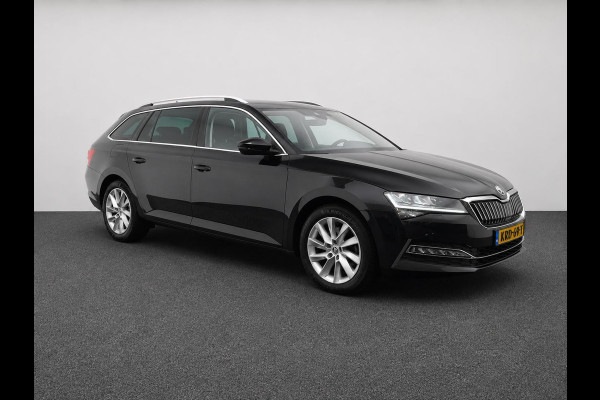 Škoda Superb Combi 1.4 TSI DSG iV Business Edition Plus SoH 92% Trekhaak Camera Navi Carplay DCC Stoelverwarming Verwarmbare Voorruit Cruise Control Full LED PDC VA